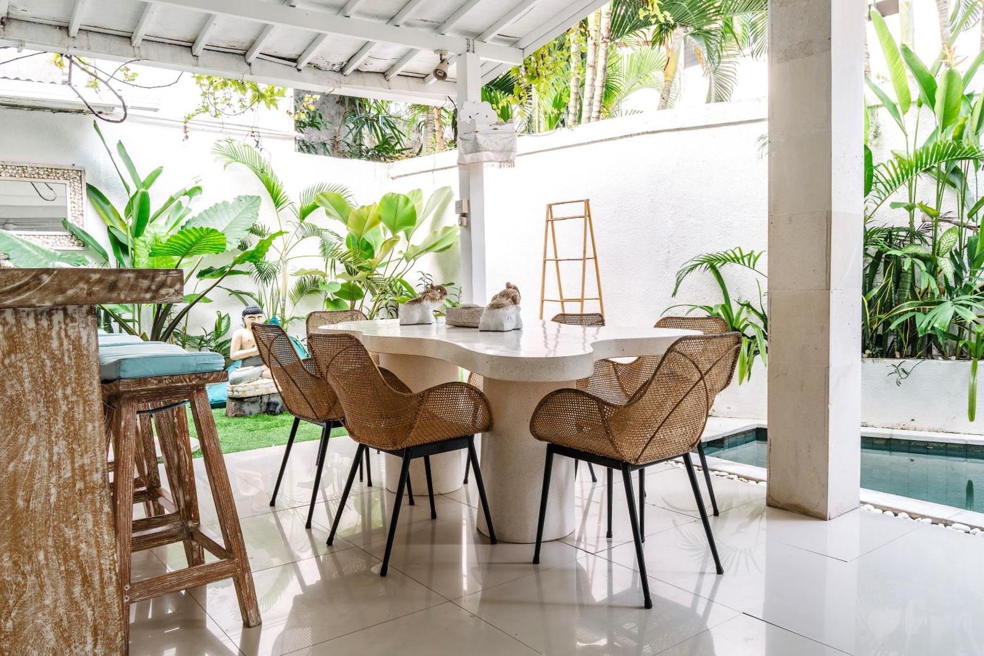 Mara Villa Seminyak Esterno foto