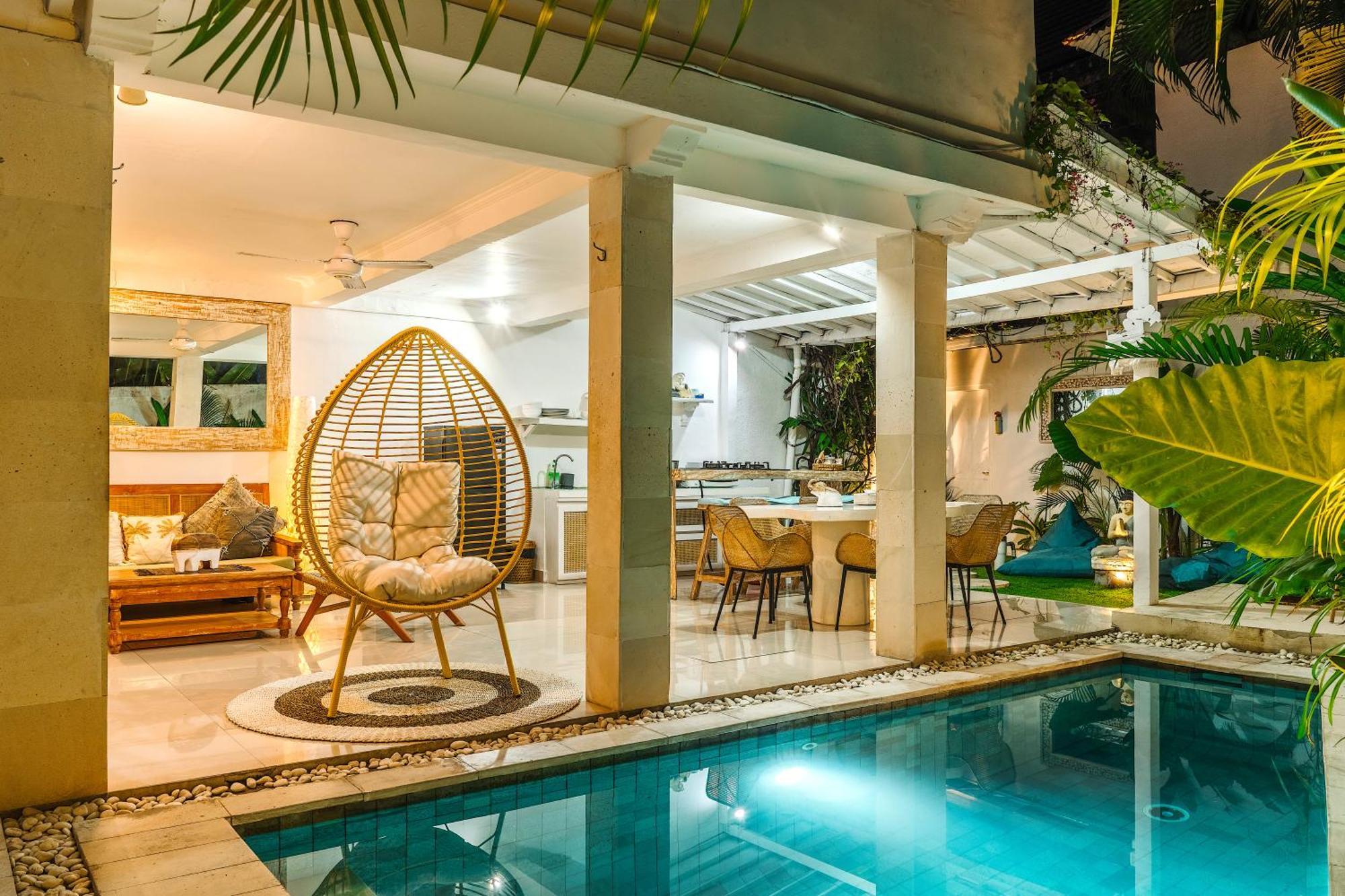Mara Villa Seminyak Esterno foto